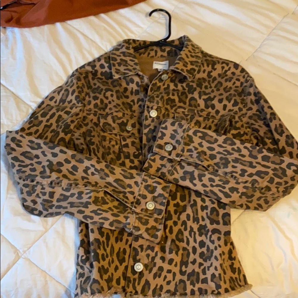 Kensie  Leopard Jacket